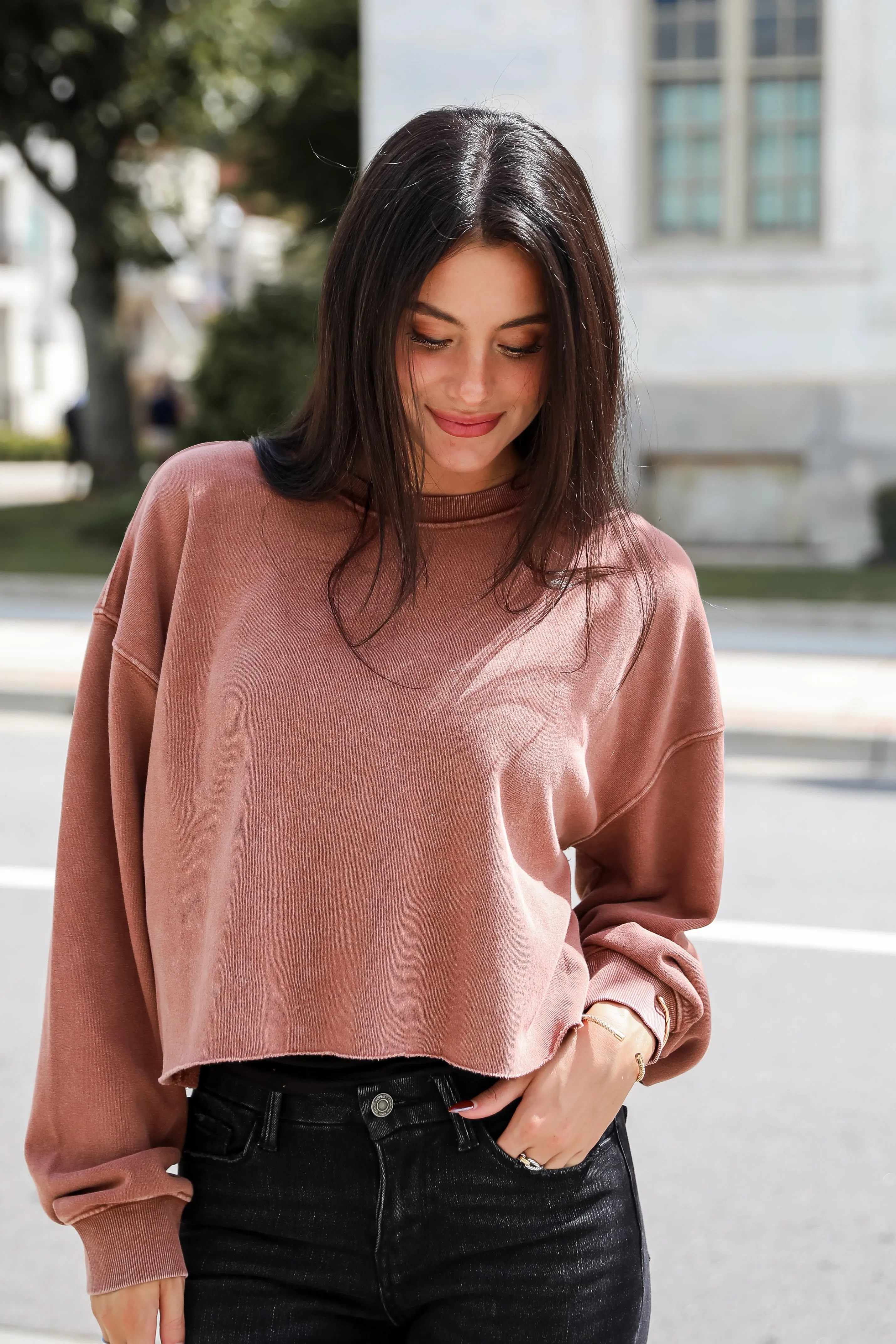 FINAL SALE - Chill Out Cropped Pullover - DU DEAL