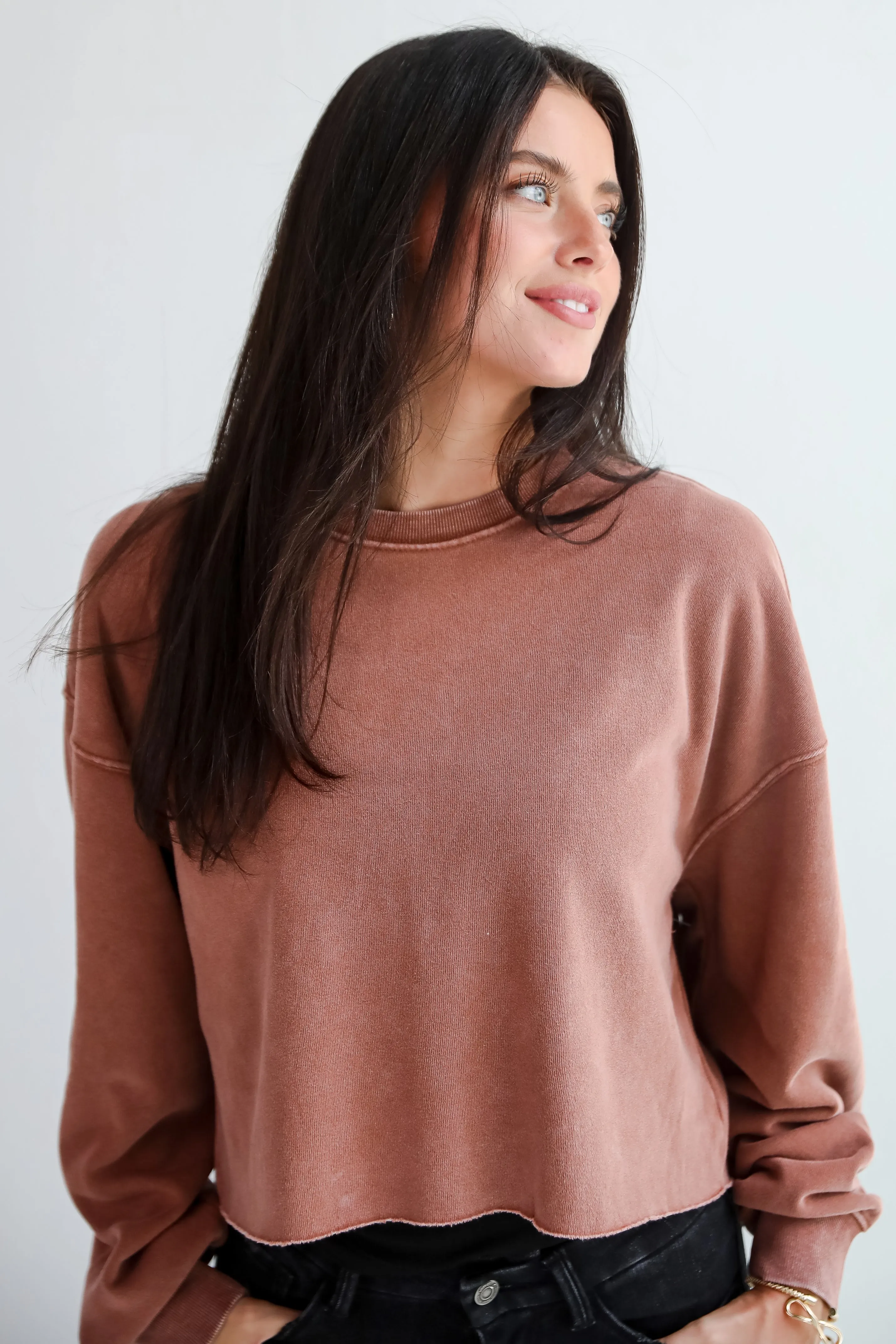 FINAL SALE - Chill Out Cropped Pullover - DU DEAL