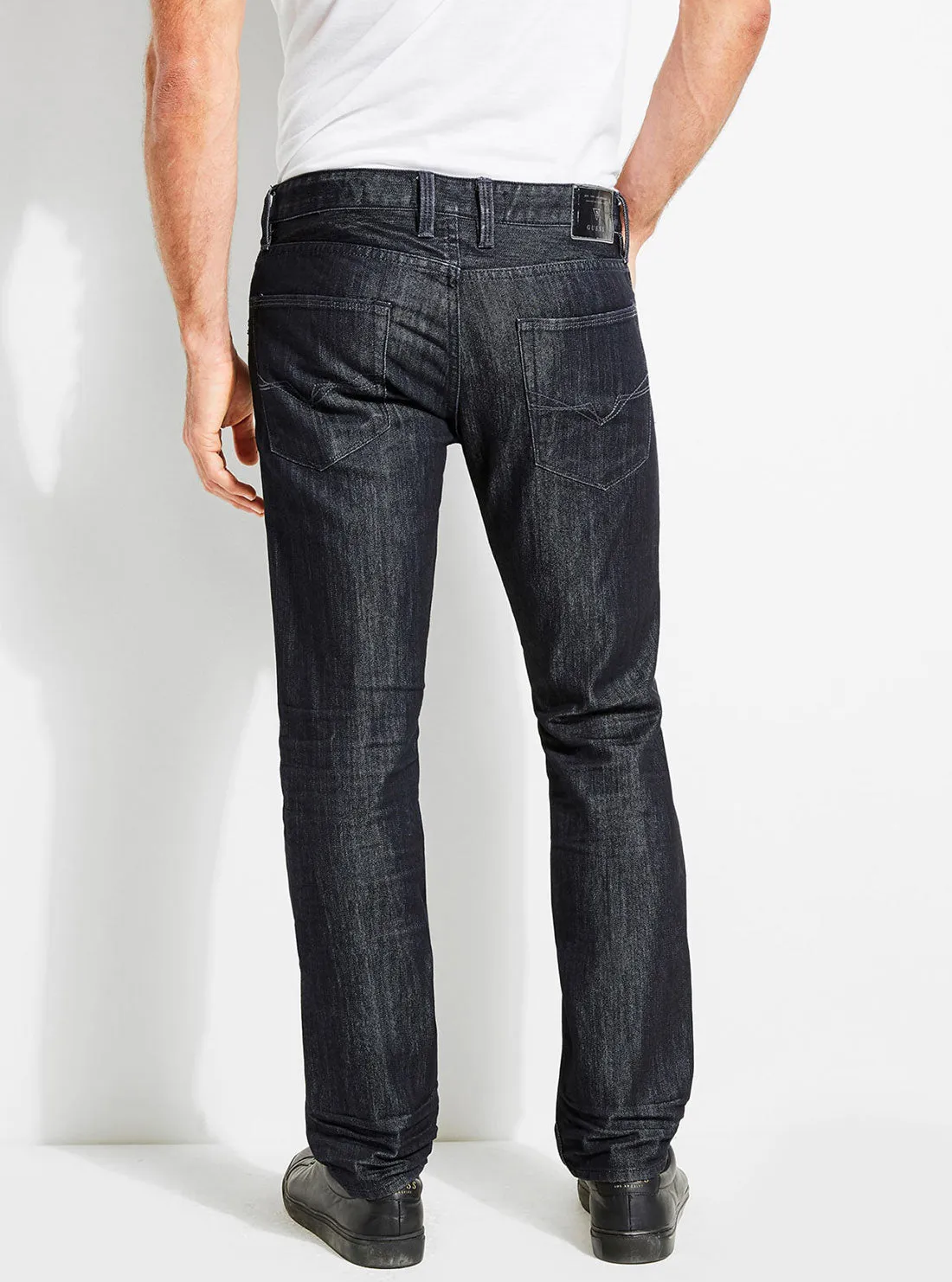 Low-Rise Slim Straight Denim Jeans in Smokescreen Wash