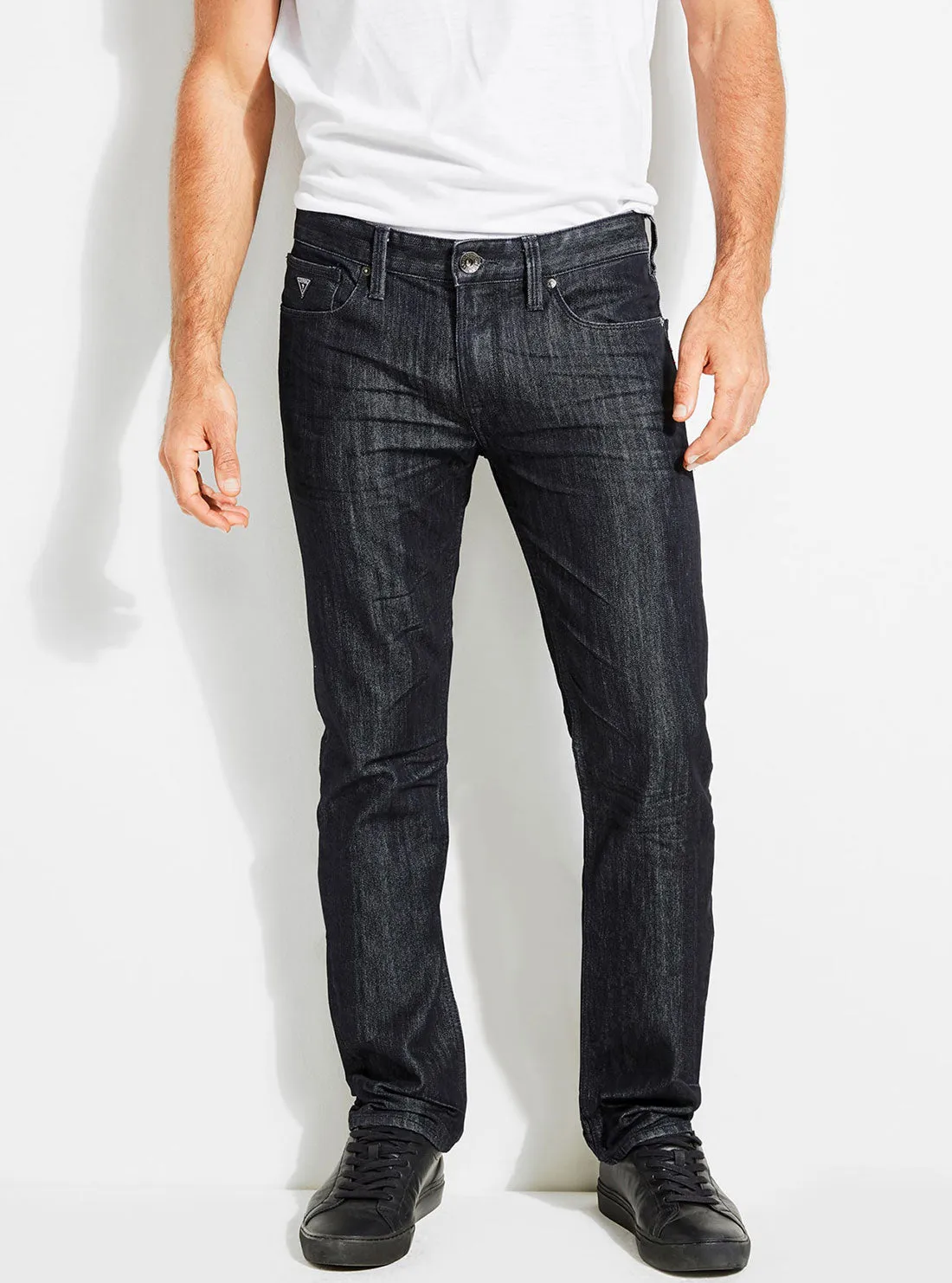 Low-Rise Slim Straight Denim Jeans in Smokescreen Wash