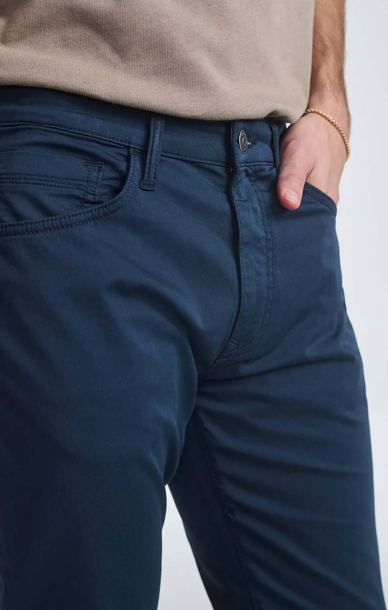 MARCUS SLIM STRAIGHT LEG IN NIGHT CITY SMART