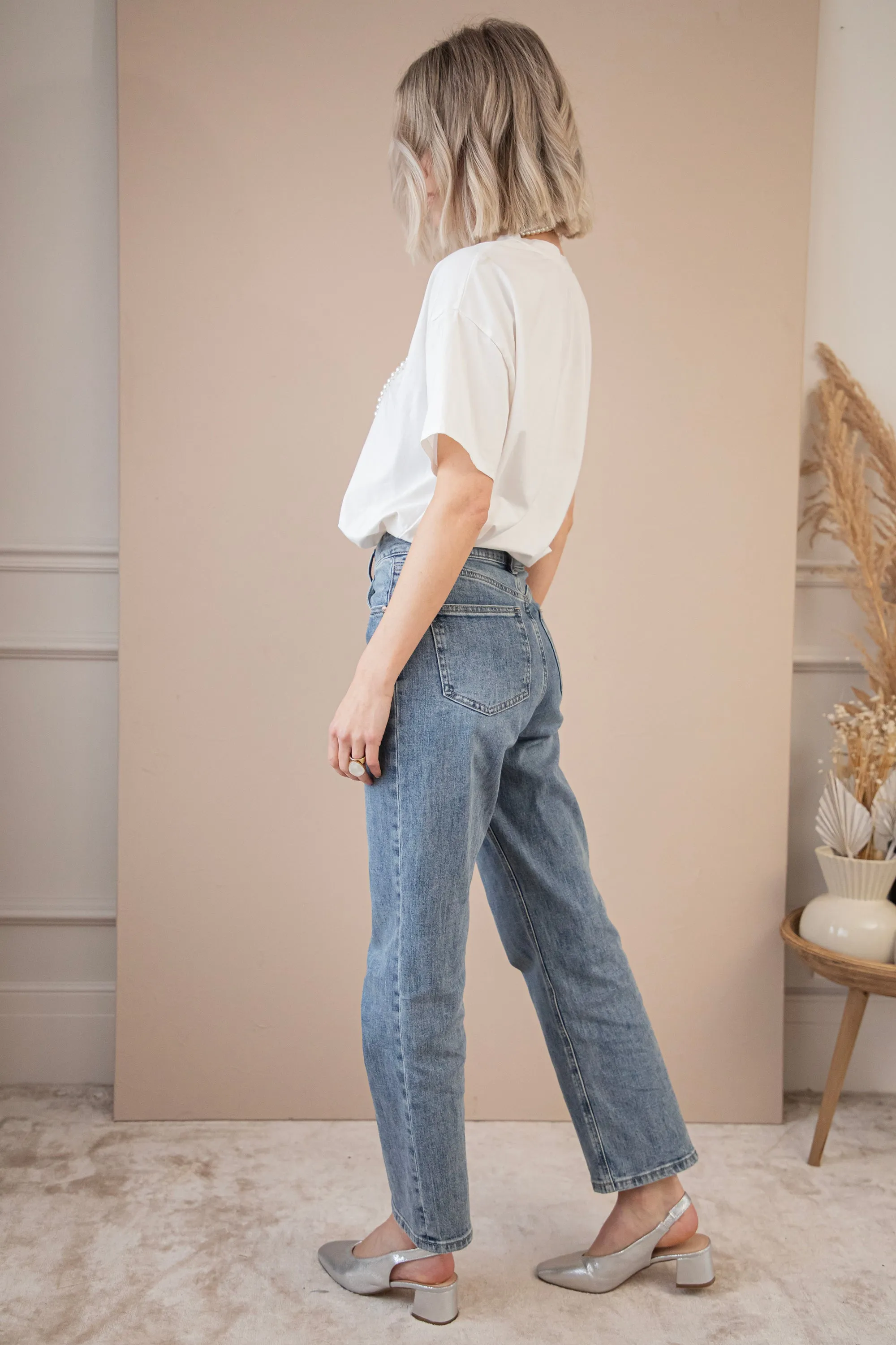 Nothing More, Nothing Less Blue - Jeans