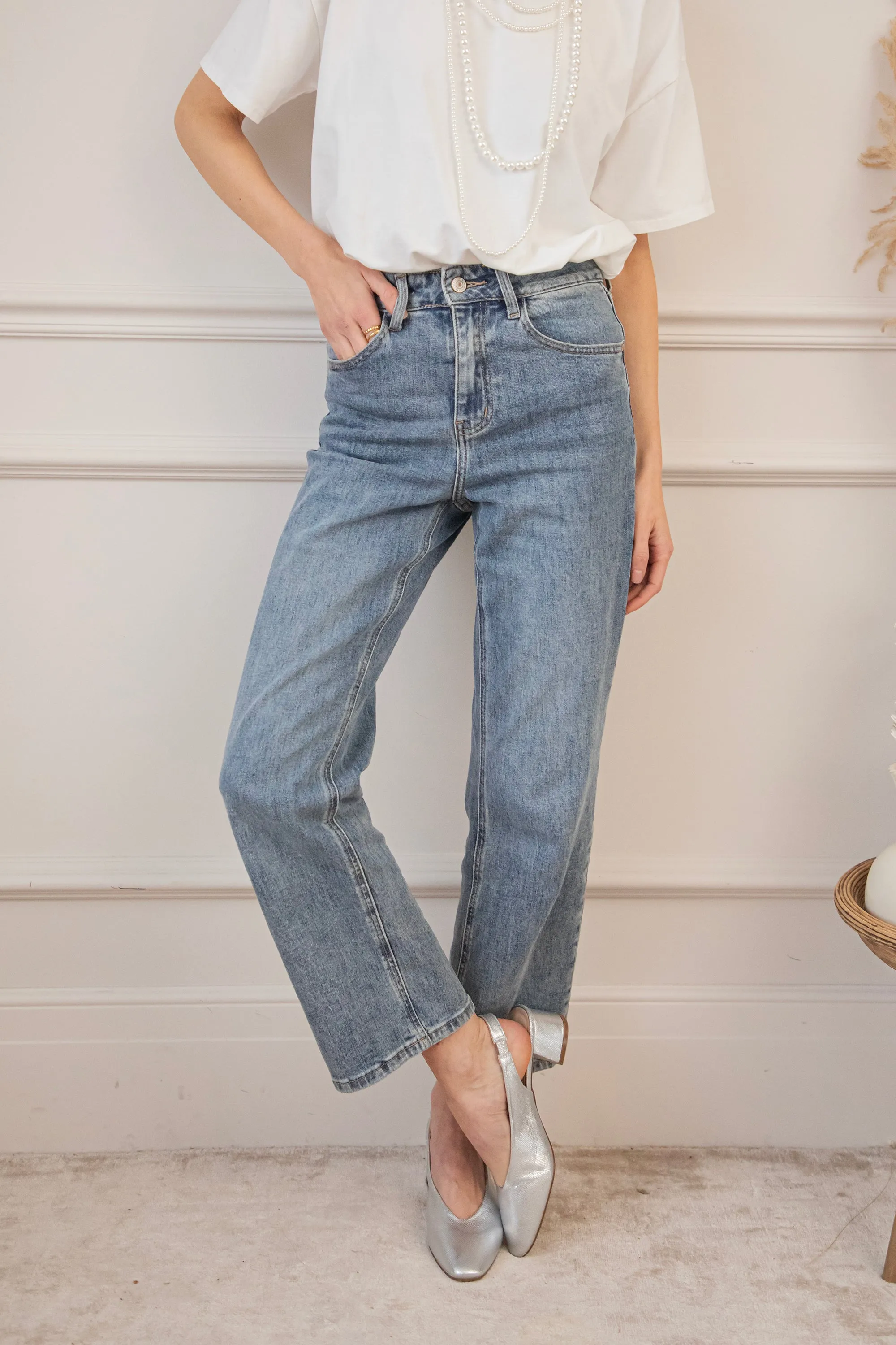 Nothing More, Nothing Less Blue - Jeans