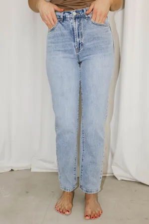 Peyton High Rise Straight Jean in Paloma