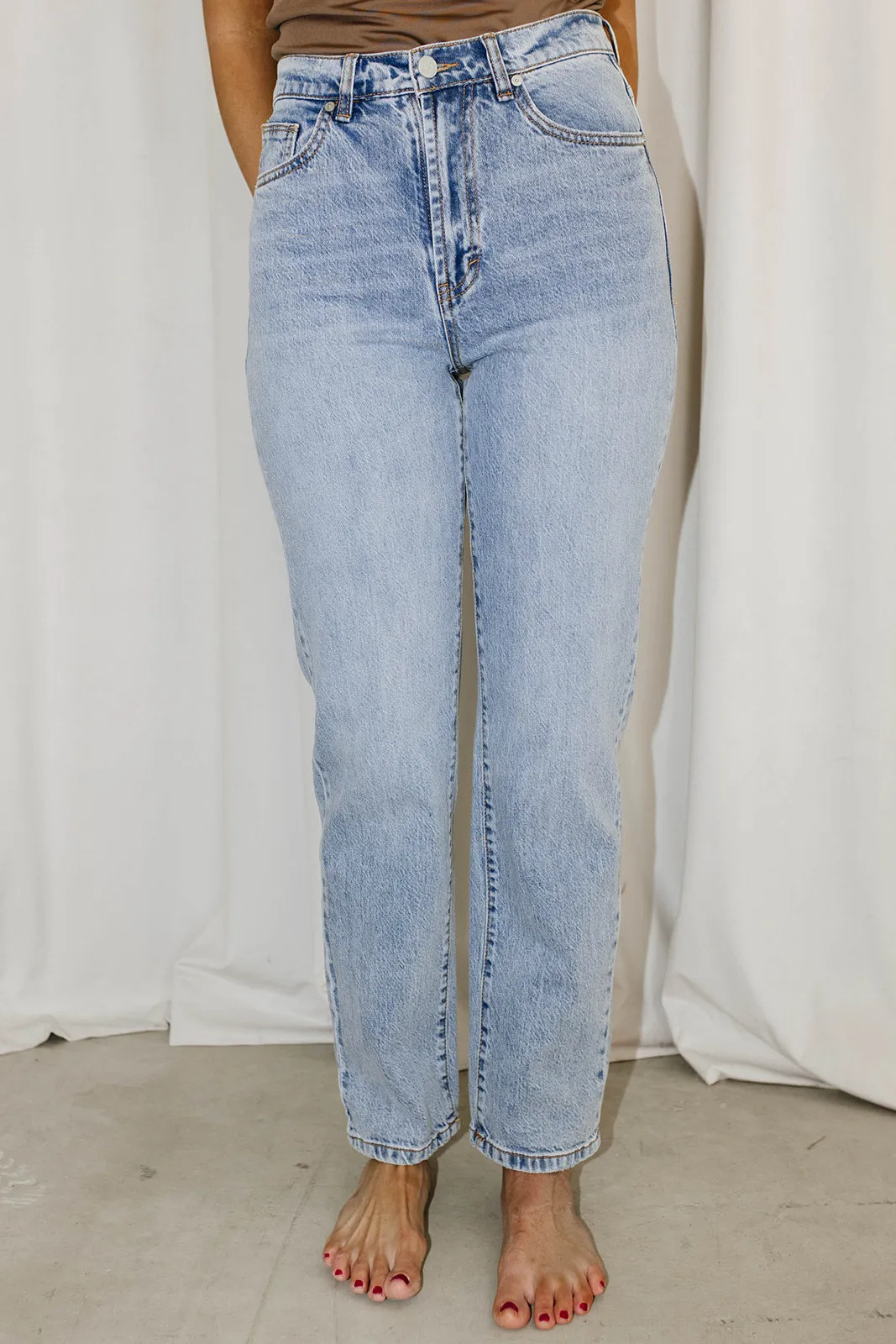 Peyton High Rise Straight Jean in Paloma