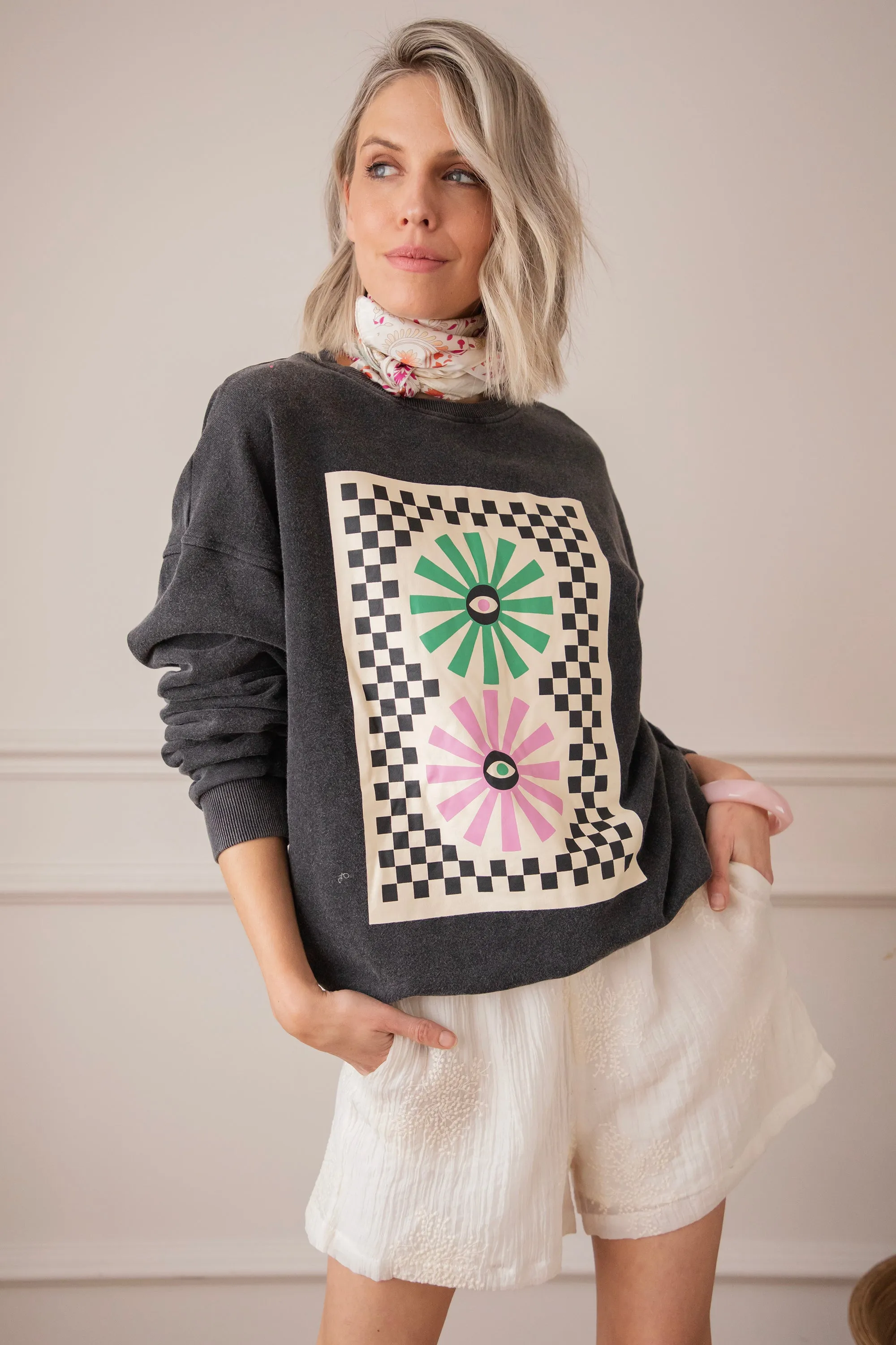 Retro Visual Dark Grey - Sweater