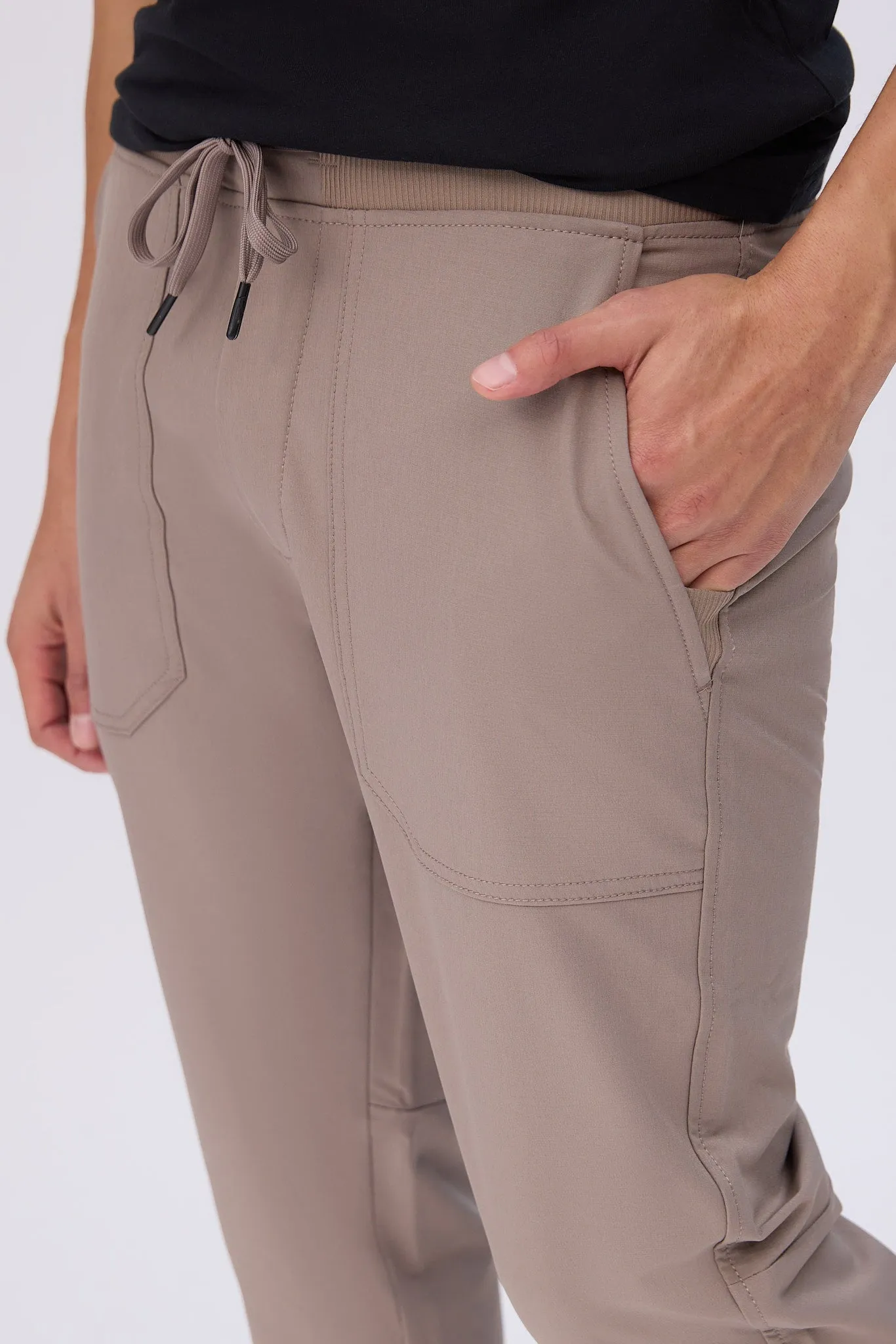 Traveler Jogger