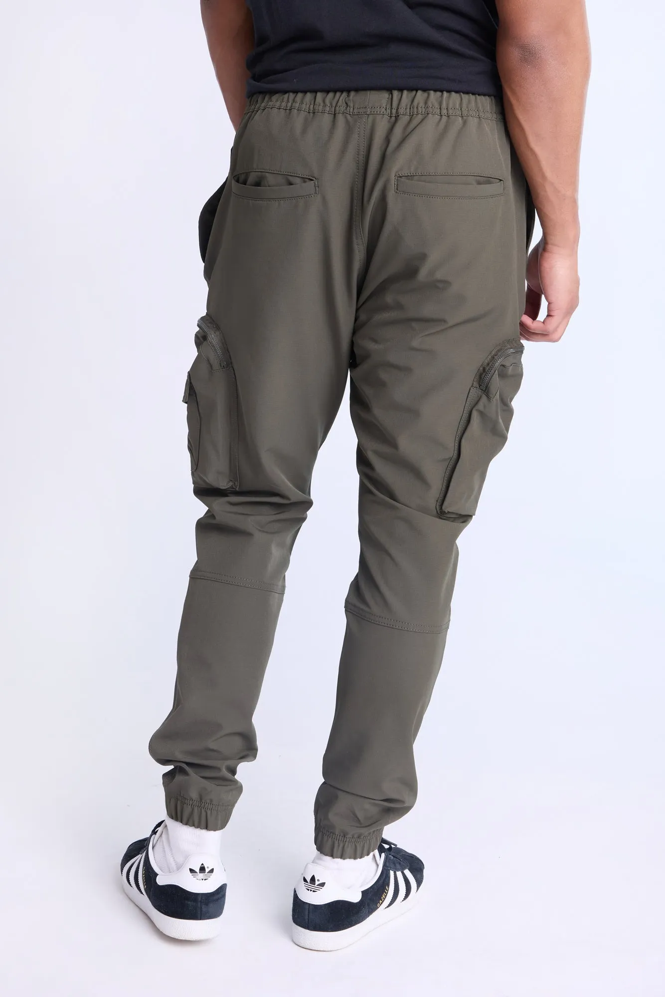 Traveler Utility Jogger