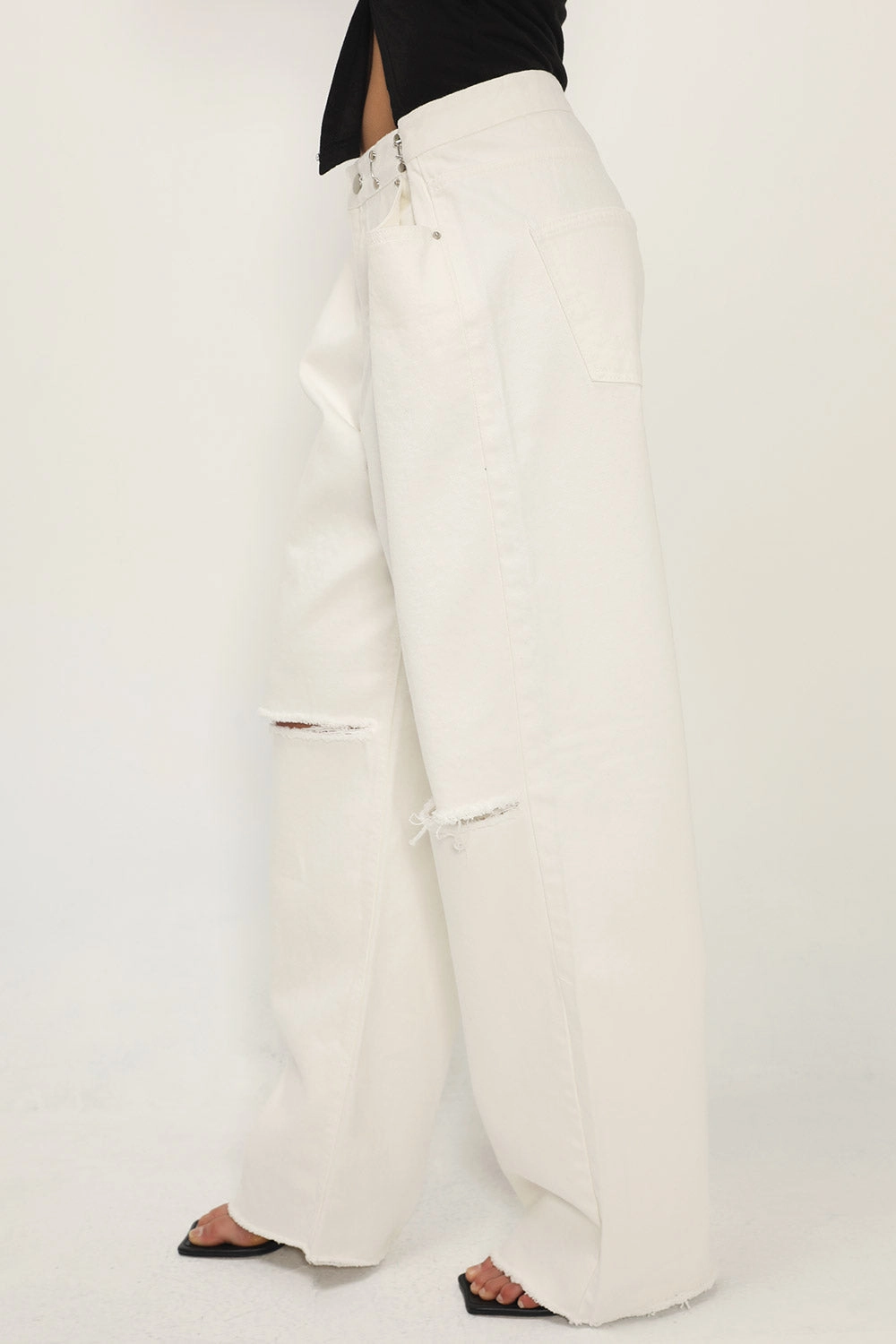 Vera Slash Cutout Jeans