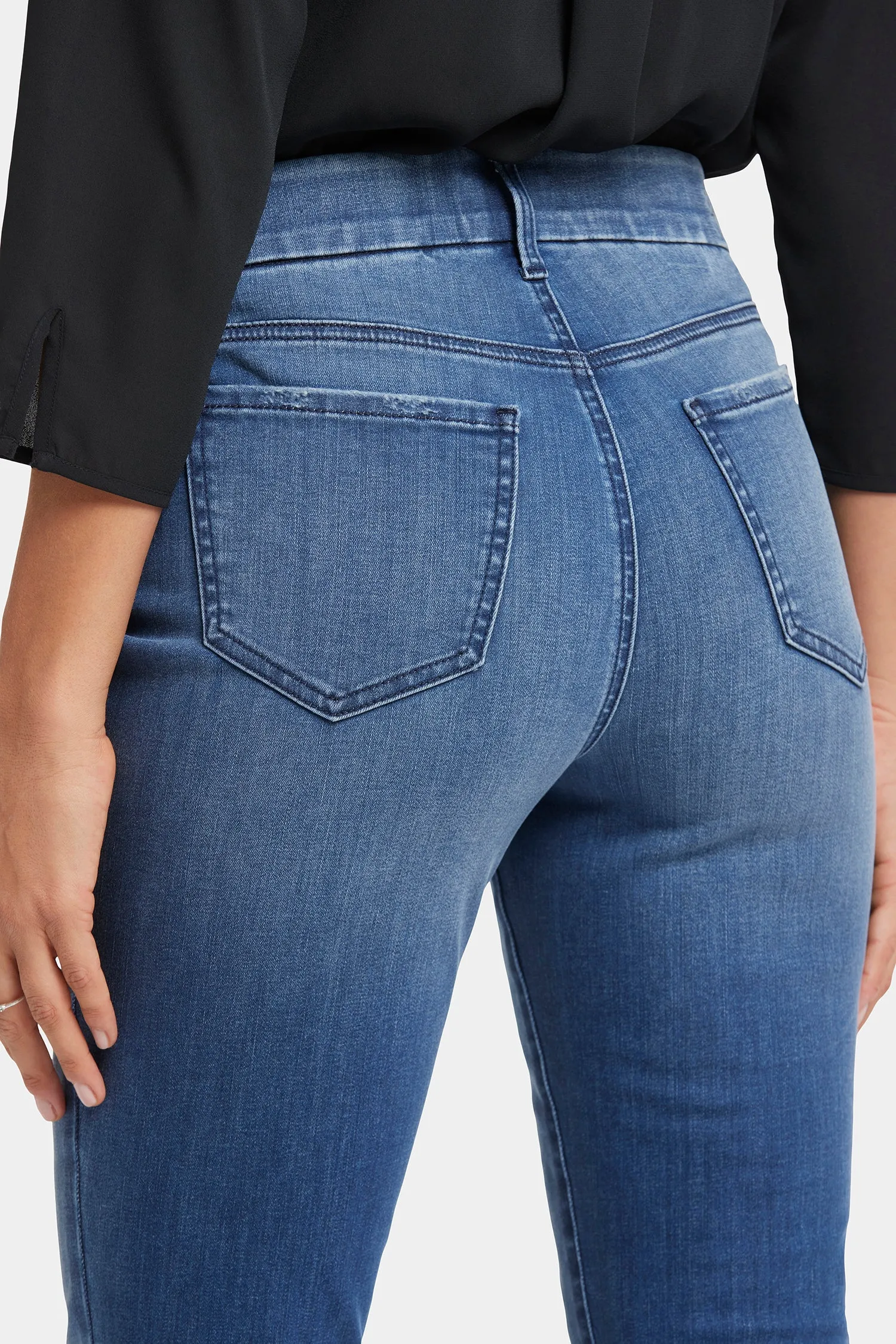 Waist-Match™ Sheri Slim Jeans In Petite - Cascade Wave
