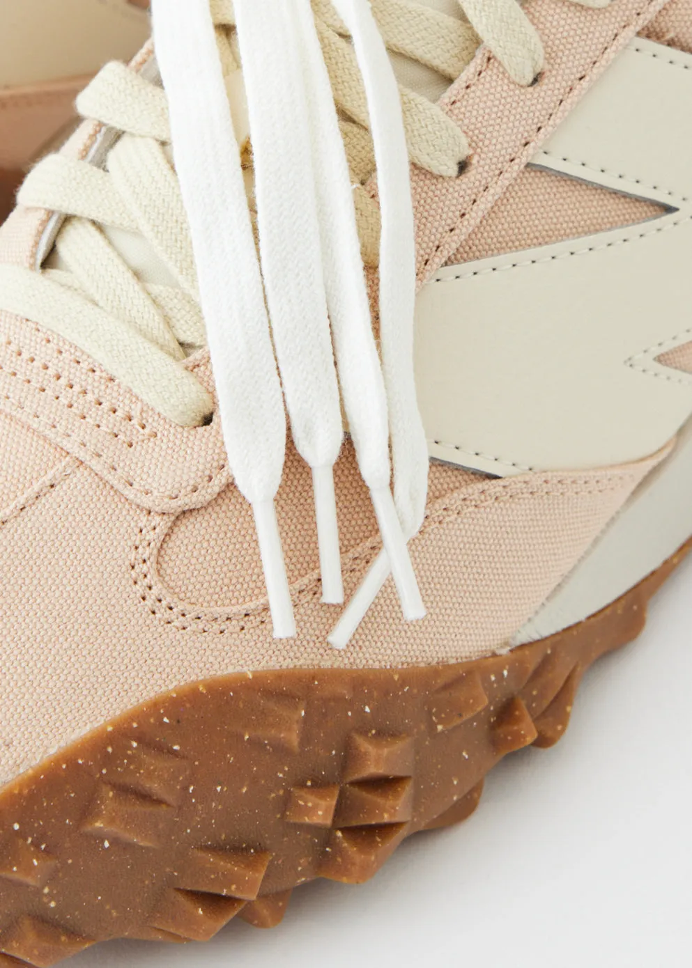 XC72 Sneakers